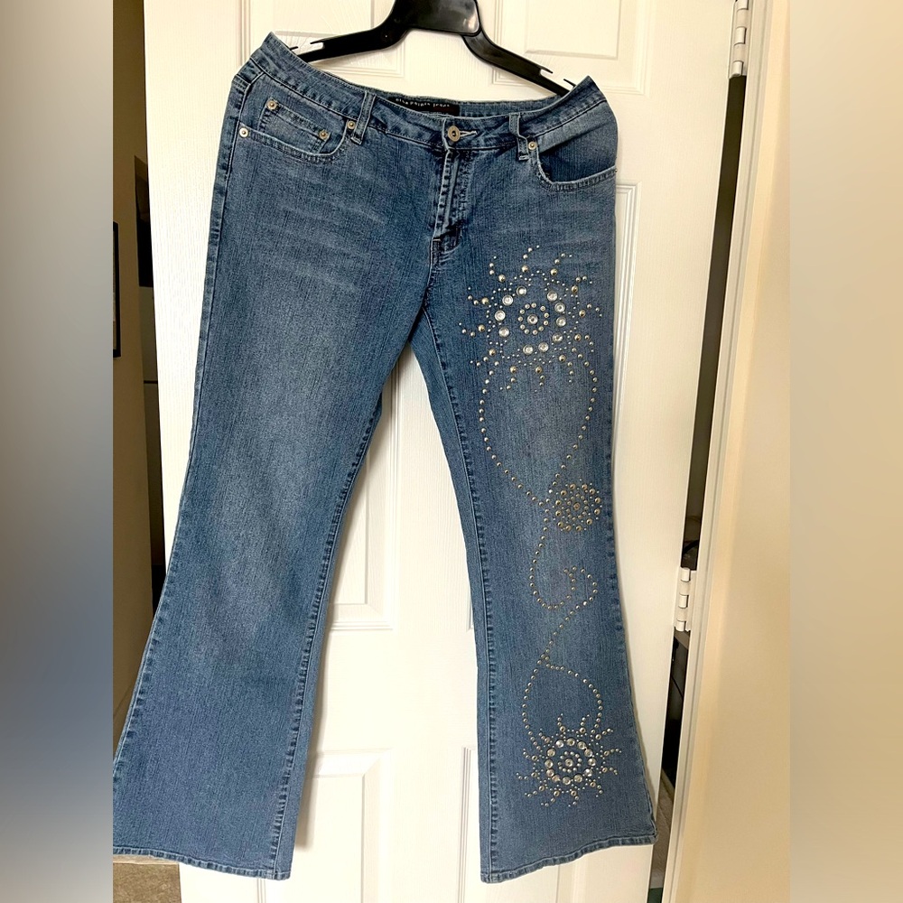 Y2K BLUE POINTE BEDAZZLED JEANS  Flare legs Size 11
